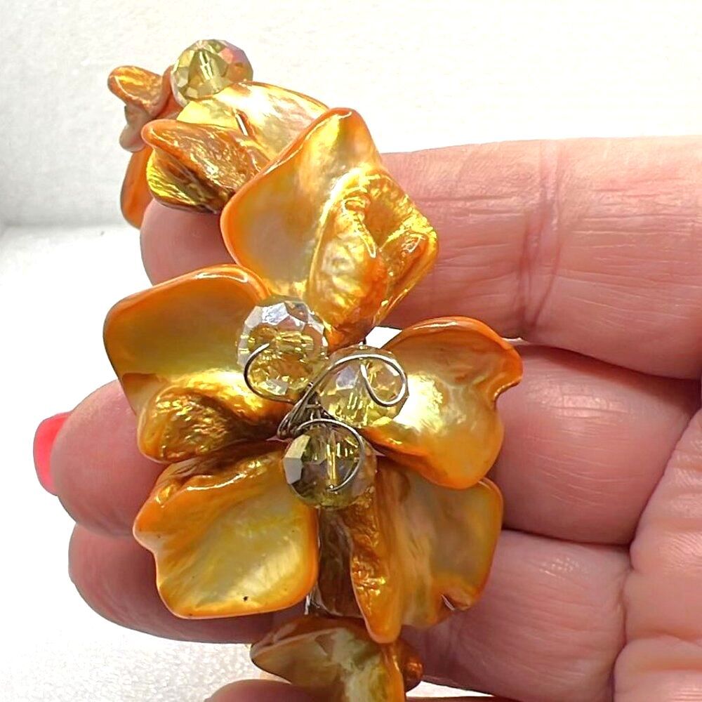 Vintage Abalone Cuff Bracelet With Yellow Dyed Shell Flower and Crystals - Picture 4 of 6